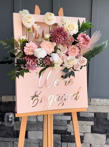 cartel personalizado para boda tipo caja de flores